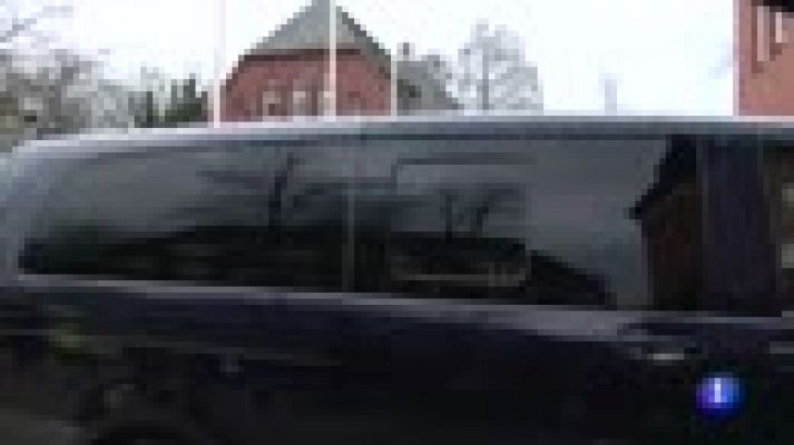 Telediario 1 - La justicia alemana deja en libertad bajo fianza a Puigdemont y descarta la rebelión