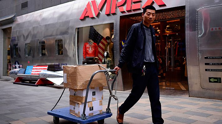 Telediario 1 - Trump estudia imponer otros 100.000 millones en aranceles a China