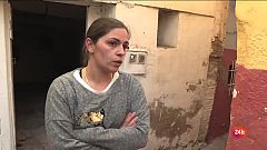 Varios vecinos viven en casas que lindan con el solar en ruinas