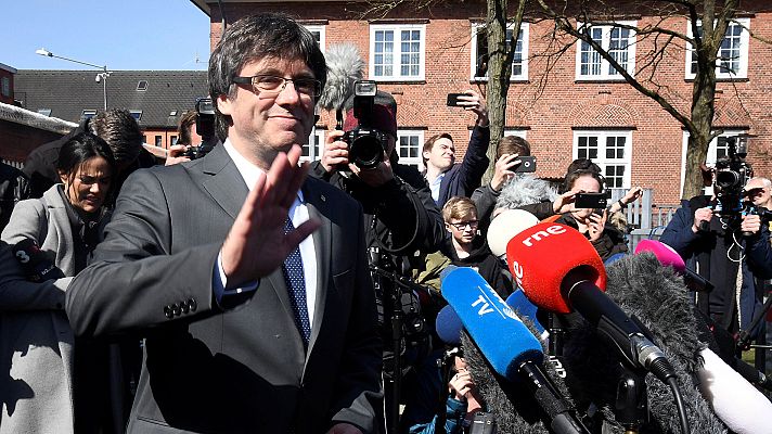 14H - Puigdemont sale de la cárcel alemana: "Es una vergüenza para Europa tener presos políticos"