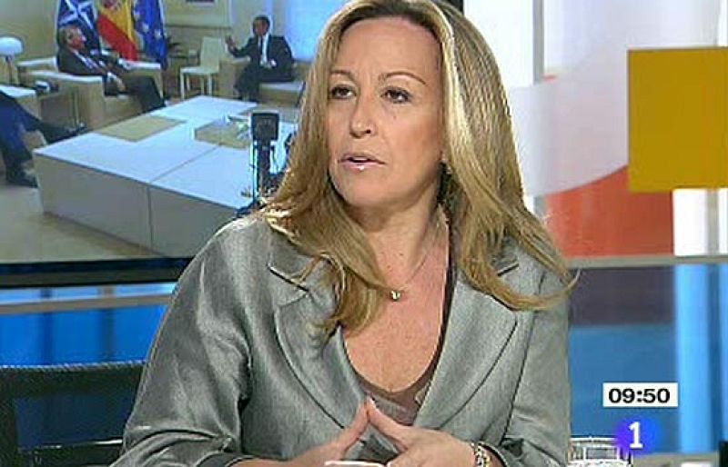 La secretaria de Estado para Latinoamérica, Trinidad Jiménez, ha asegurado que todos los aliados de la OTAn y todos los miembros del Gobierno que tenían que conocer el plan de retirada de las tropas españolas en Kosovo lo conocían.  