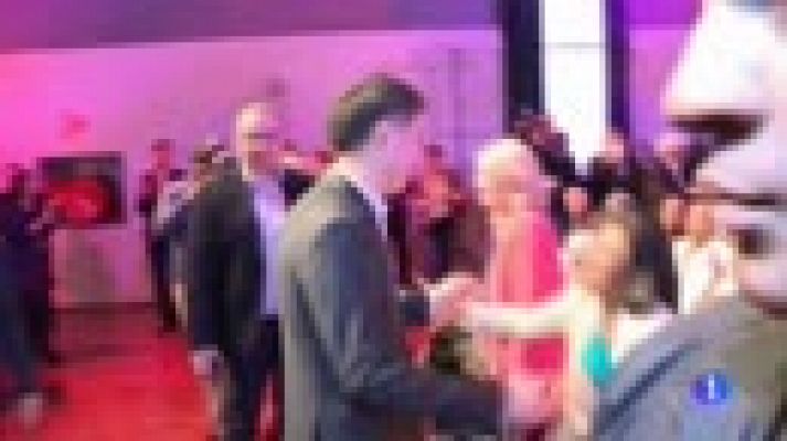 Telediario 1 - Olivier Faure, nuevo Secretario General del Partido Socialista francés