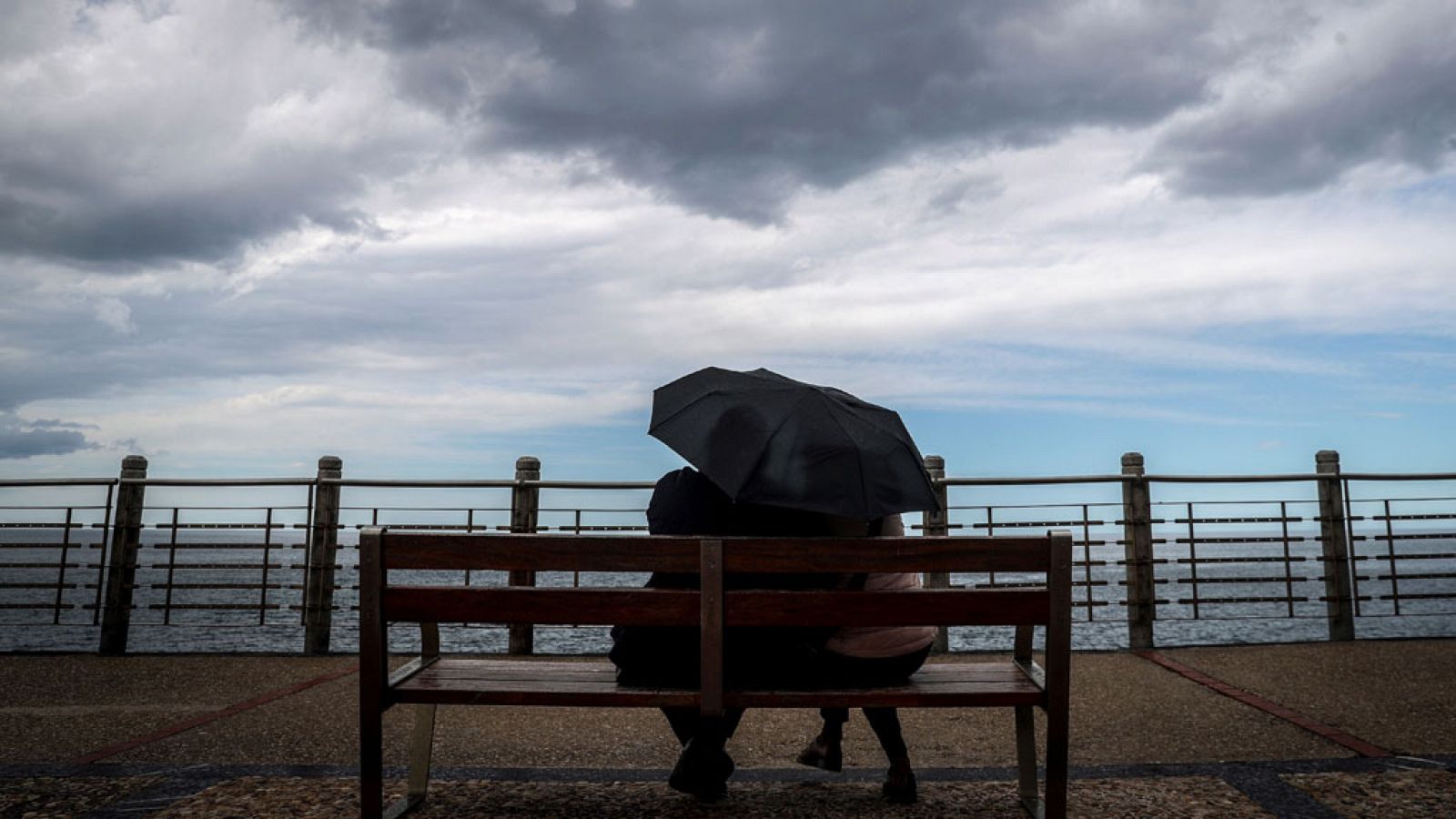 El tiempo: Lluvias en el norte y descenso térmico en el centro de la península | RTVE Play