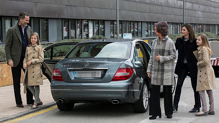 Telediario 1 - El rey Juan Carlos se recupera satisfactoriamente de la operación de rodilla