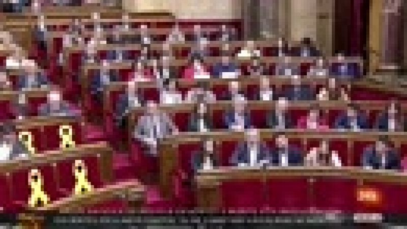 Parlamento - Otros parlamentos - Cataluña: Puigdemont vota - 07/04/2018