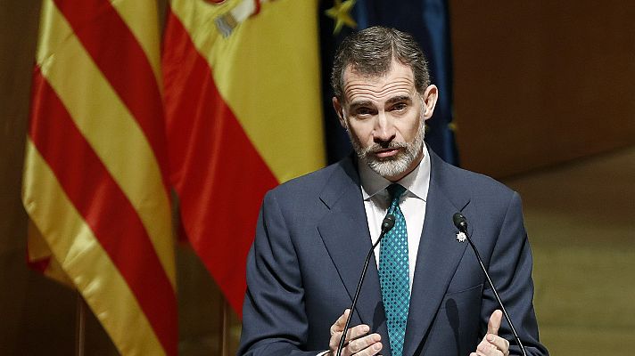 Telediario 1 - El rey muestra en Barcelona su respaldo a los jueces como "garantía última de los derechos"