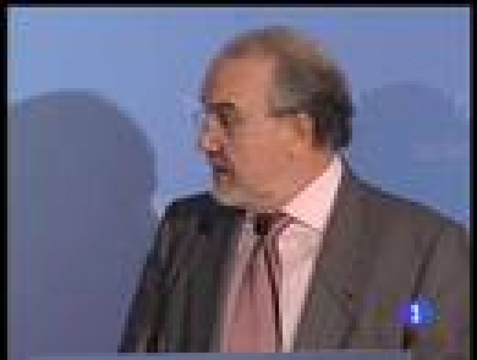 Solbes dice que la recuperación económica comenzará en el 2010 | Ver