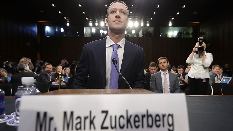 Mark Zuckerberg comparece en el Senado de Estados Unidos: "Fue un gran error. Mi error. Y lo siento"