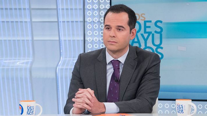 Los desayunos - Ciudadanos apoyaría un Gobierno "técnico" en Madrid con Gabilondo y sin Podemos bajo su "control"