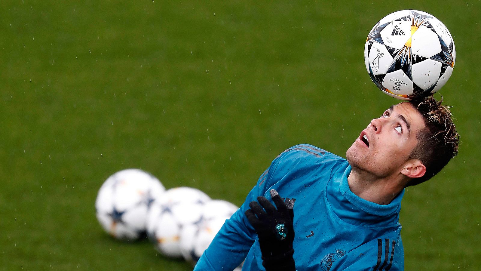 El Bernabéu vive esta noche la vuelta de los cuartos de final de la Champions, con la ventaja del 0-3 lograda en Turin.