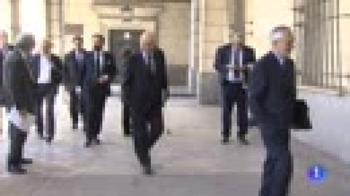 Telediario 1 - Griñán niega haber recibido ningún informe de alerta del interventor sobre los ERE