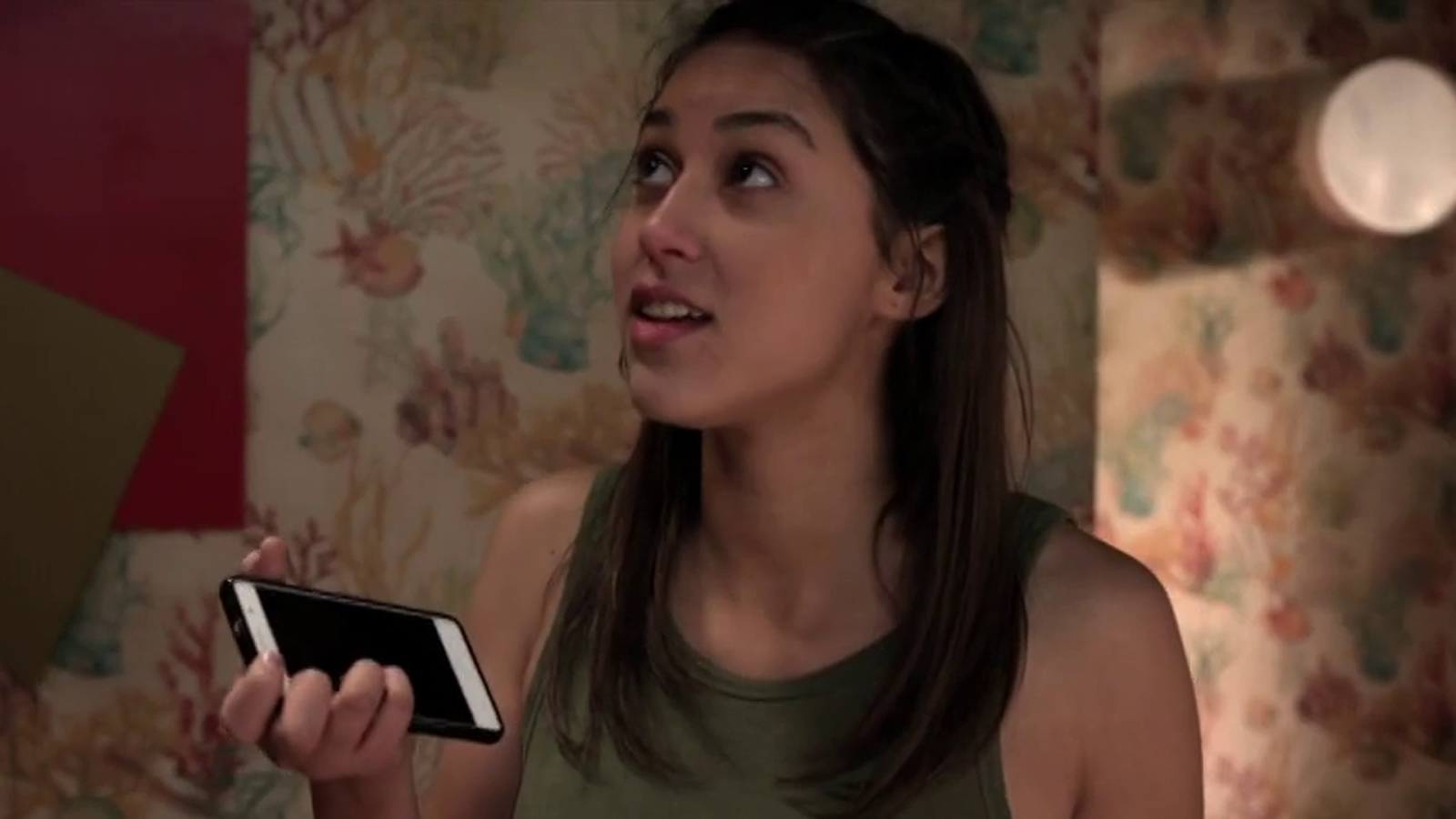 Fugitiva - Simón y Tobías descubren que Claudia se ha escapado