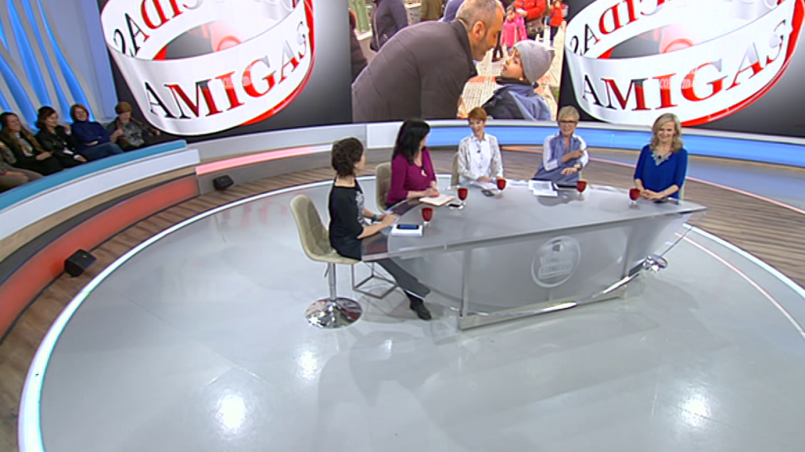 Amigas y conocidas - 13/04/18 - ver ahora