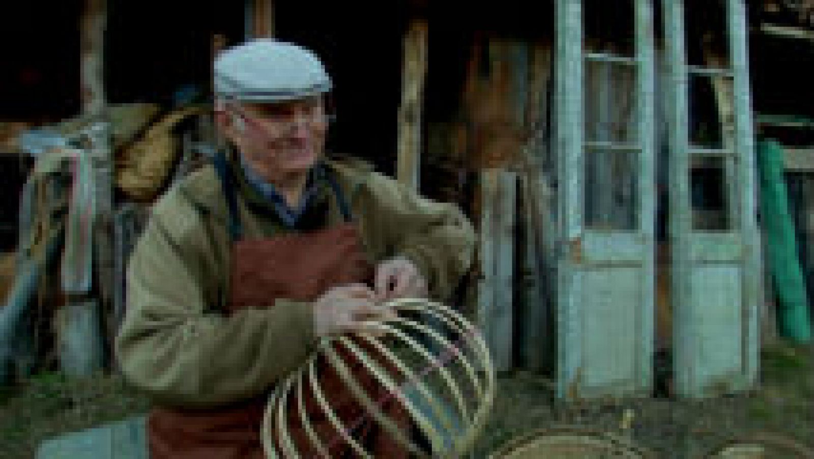 Cómo hacer cestas de avellano