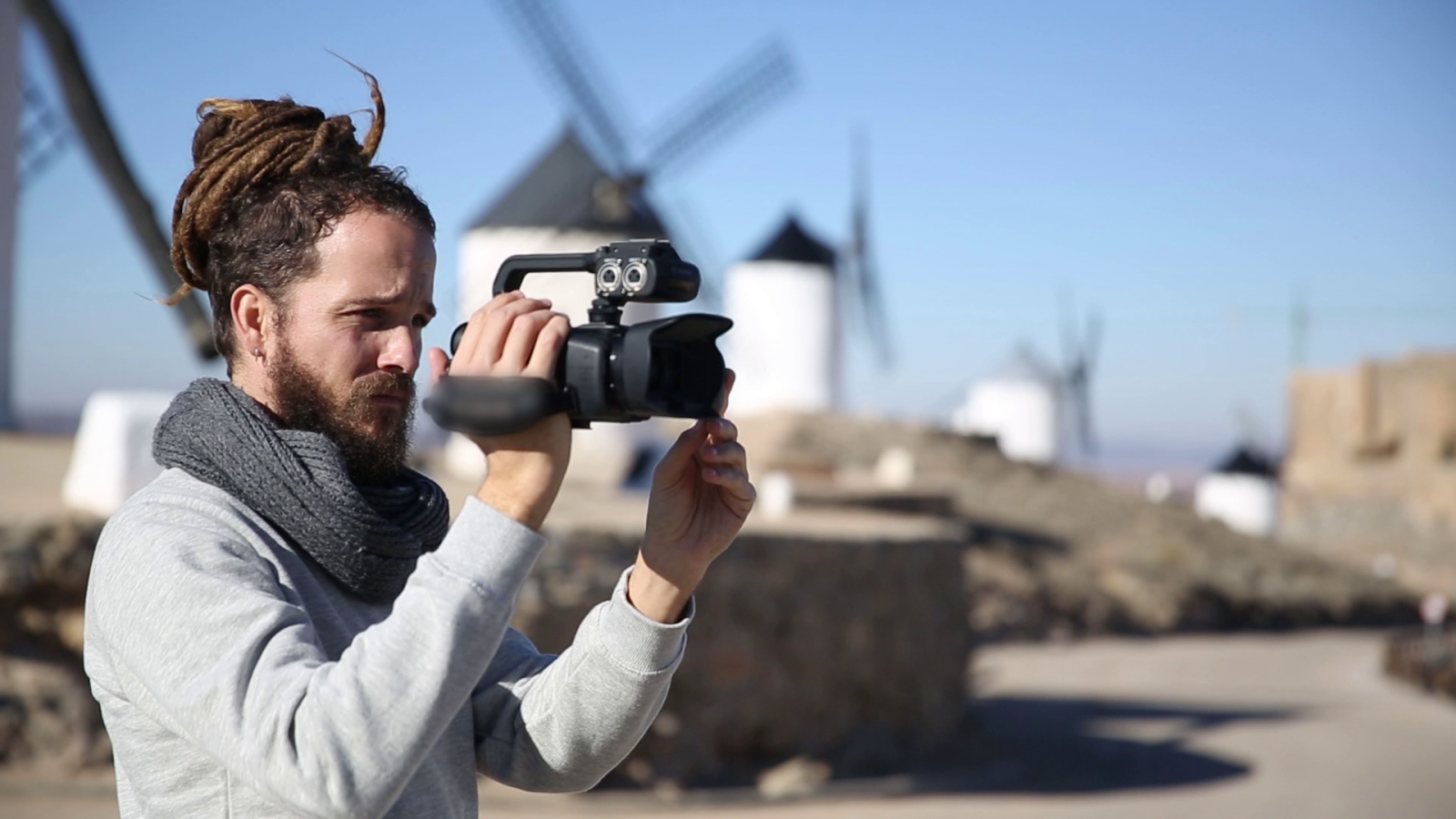 Surfeando sofás - Programa 3 - Jorge Sierra vuelve a Madrid tras un mensaje inesperado