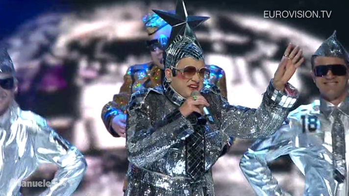 El video de Manuelesky, versión "moda"