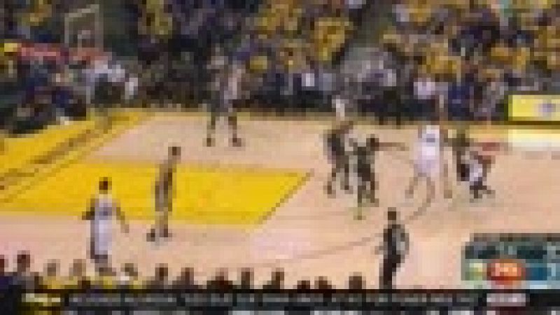 Los Spurs dan la cara pero vuelven a caer ante los Warriors - Informativo 24h | Ver