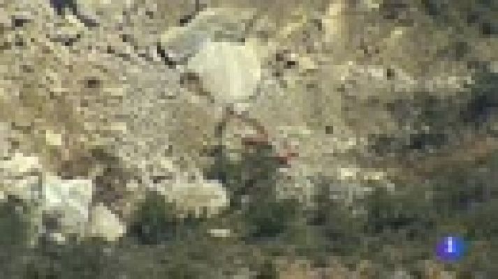 Telediario 1 - Hallan dos cadávares en el coche sepultado este lunes en Lleida por un desprendimiento de tierra y rocas