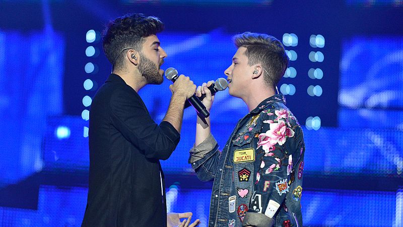 Concierto OT - Raoul y Agoney cantan 'Manos vac�as'