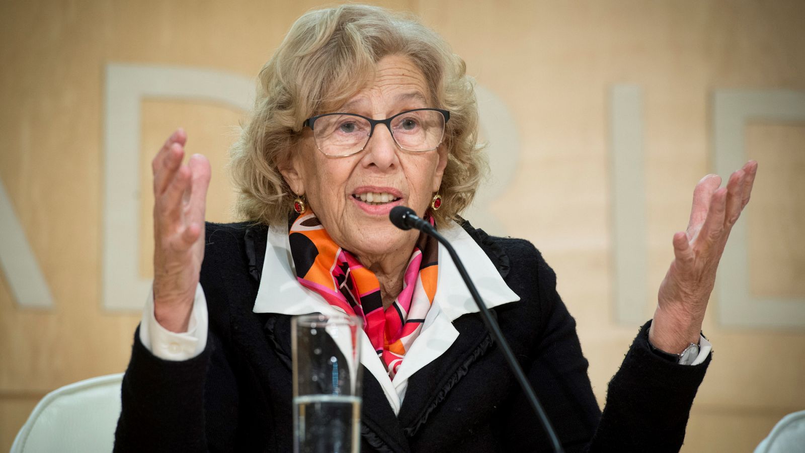 Telediario 1: El PSOE-M reconoce una conversación "coloquial" con Carmena para ser su cabeza de lista en las municipales | RTVE Play