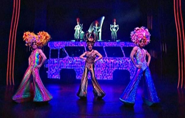  - Priscila llega al West End