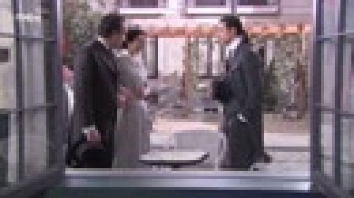 Acacias 38 - Esteban pide ayuda a Arturo y Silvia