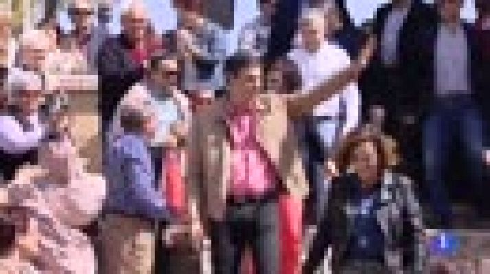 Telediario 1 - Pedro Sánchez, a Ciudadanos: "El cesto del PP de Madrid está podrido y no se puede estar en política con el don de la ubicuidad"