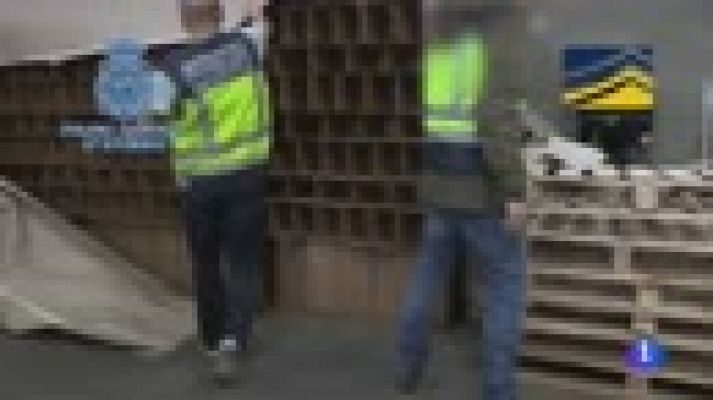 Telediario 1 - Desmantelan una planta de envasado de leche de bebé falsificada en Girona