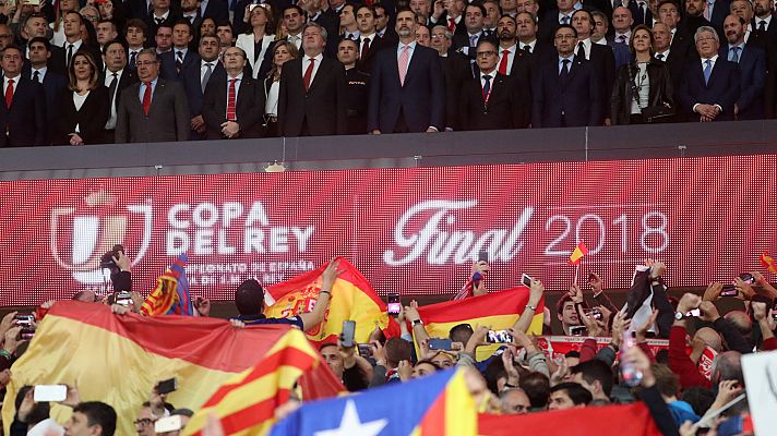  - Copa 2018 | El himno español retumba en el Metropolitano
