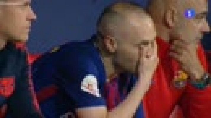 Copa 2018 | Lágrimas de despedida de Iniesta en el banquillo