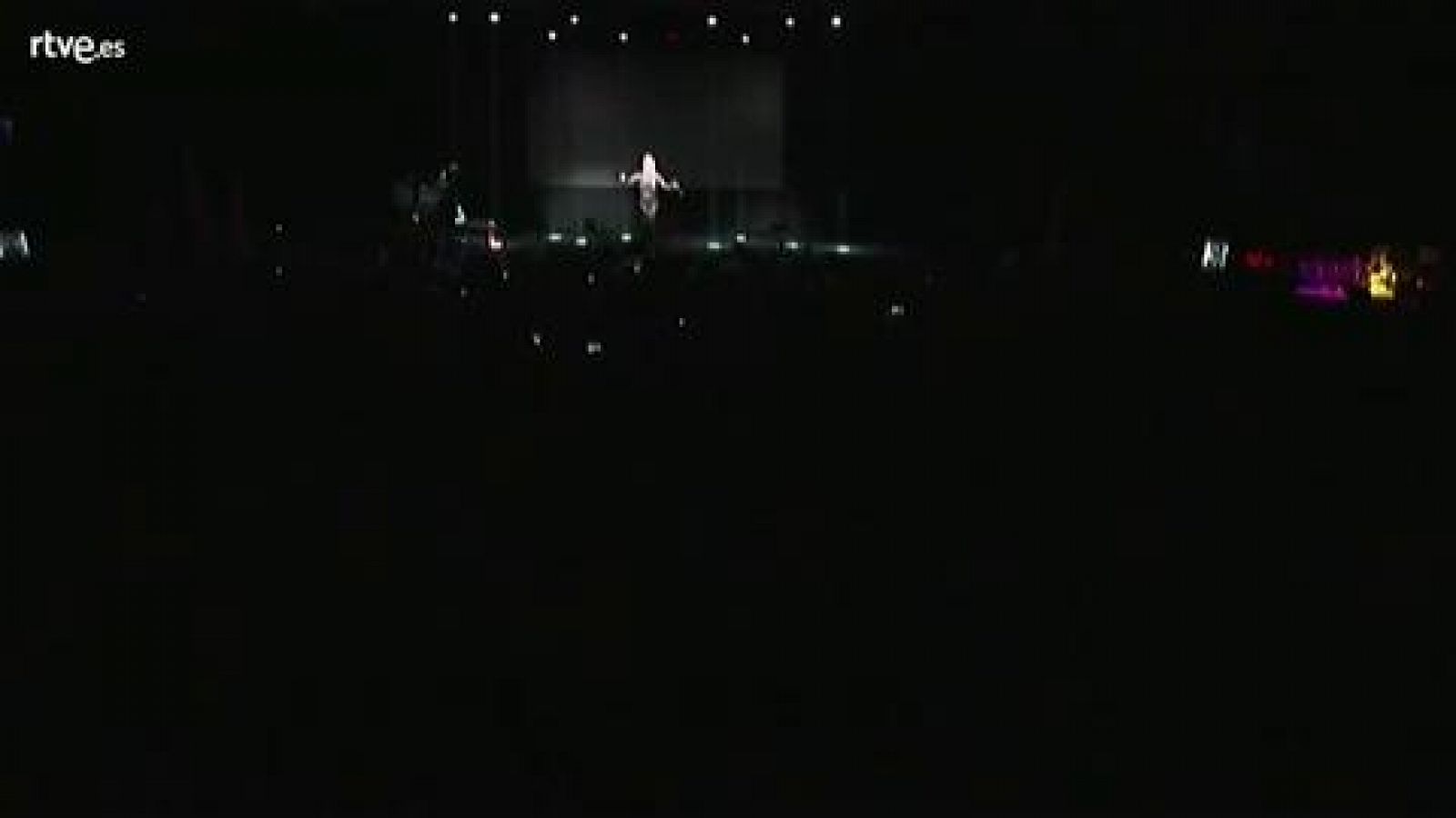 Eurovisión 2018 - Eslovenia: Lea Sirk canta 'Hvala, ne' en la EsPreParty