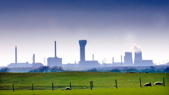 Documenta2 - Secretos de nuestra era nuclear