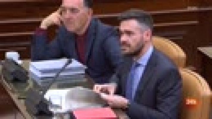 Villar Mir niega en el Congreso haber pagado comisiones a cambio de adjudicaciones