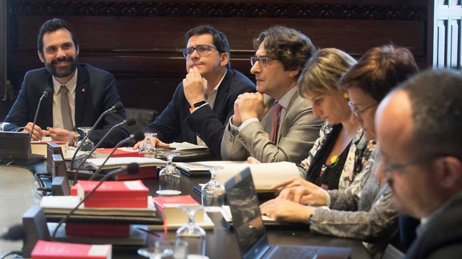 Asuntos públicos - 24/04/18 - ver ahora