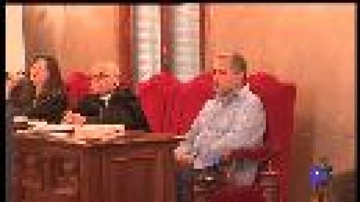 Informatiu Balear - L'acusat de matar la seva dona a Son Cotoner es declara culpable