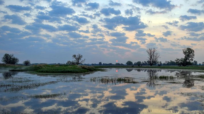 El tiempo - Intervalos de viento fuerte en el Cantábrico oriental