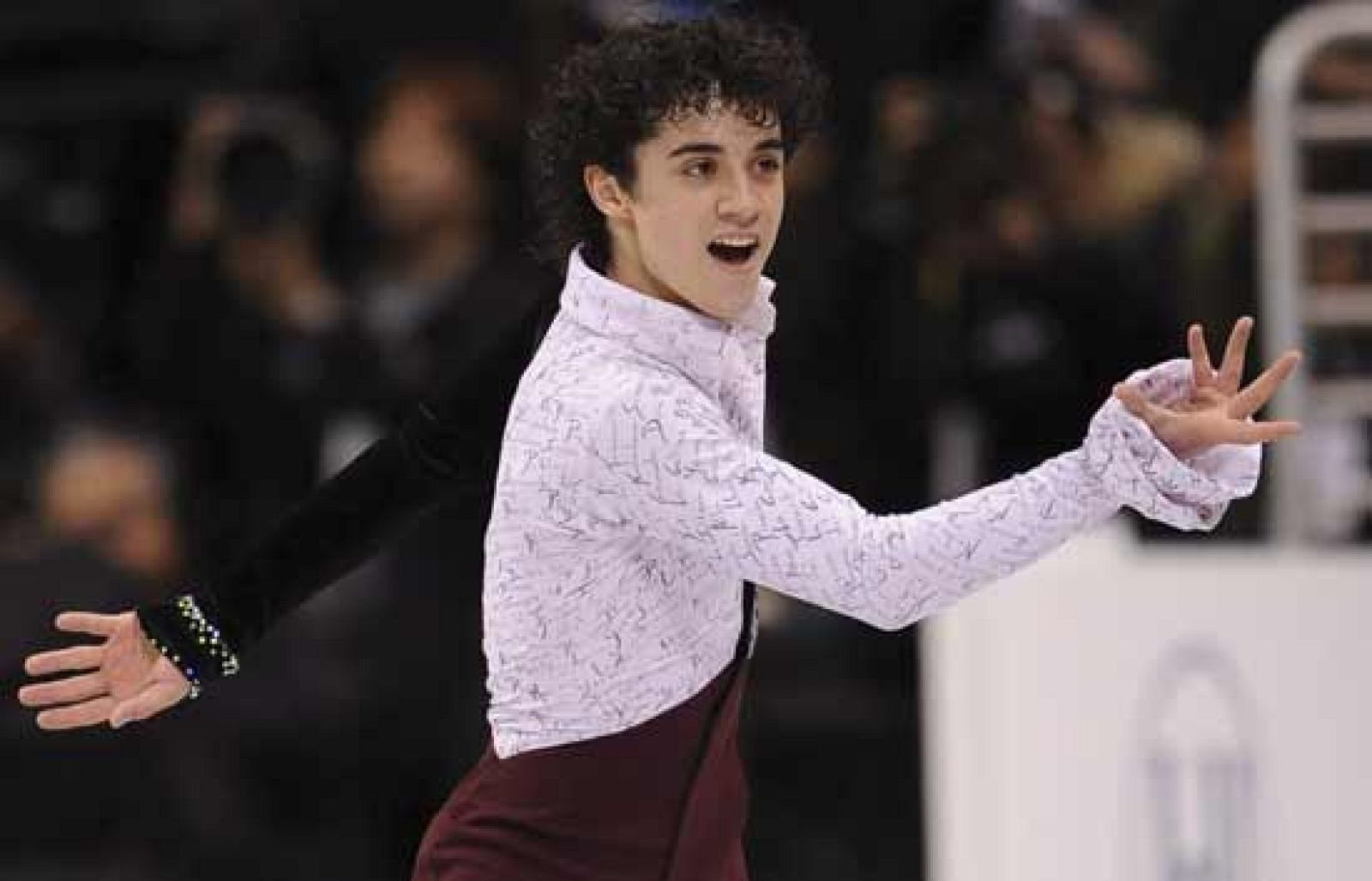 El español Javier Fernández ha logrado, por primera vez en el patinaje español, una plaza para los Juegos de Invierno de Vancouver al clasificarse para la final del Campeonato del Mundo (26/03/2009)  