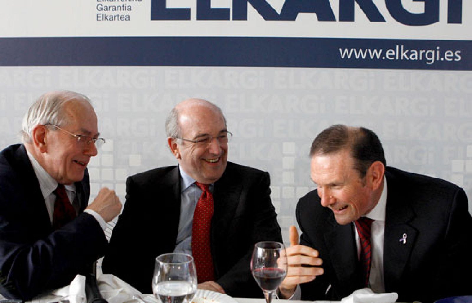 Juan José Ibarretxe va a estar hasta el último momento tomando decisiones | Ver