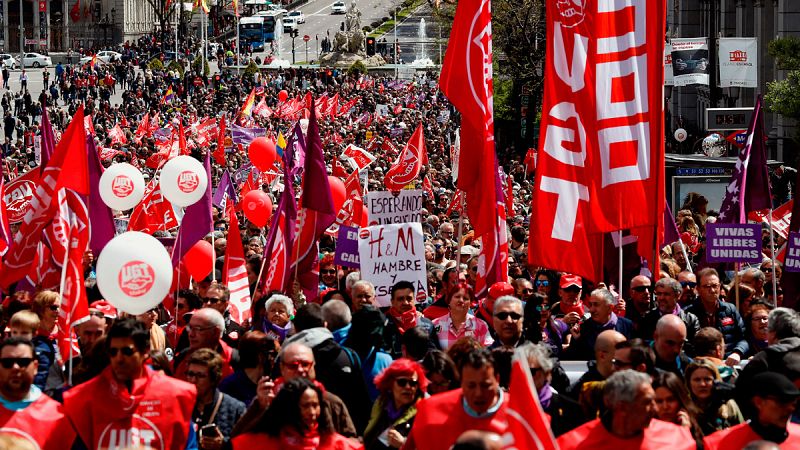 Miles de personas participan en 70 manifestaciones en toda España para pedir igualdad y mejoras salariales
