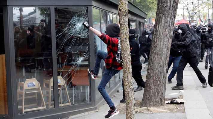 Disturbios y enfrentamientos con la Policía en un Primero de Mayo en París que se salda con 200 detenidos