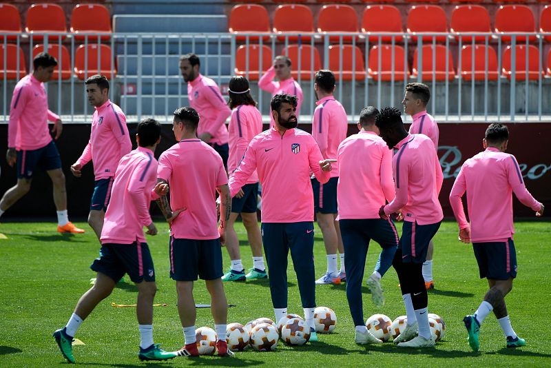 Simeone ensaya con el mismo once antes de enfrentarse al Arsenal