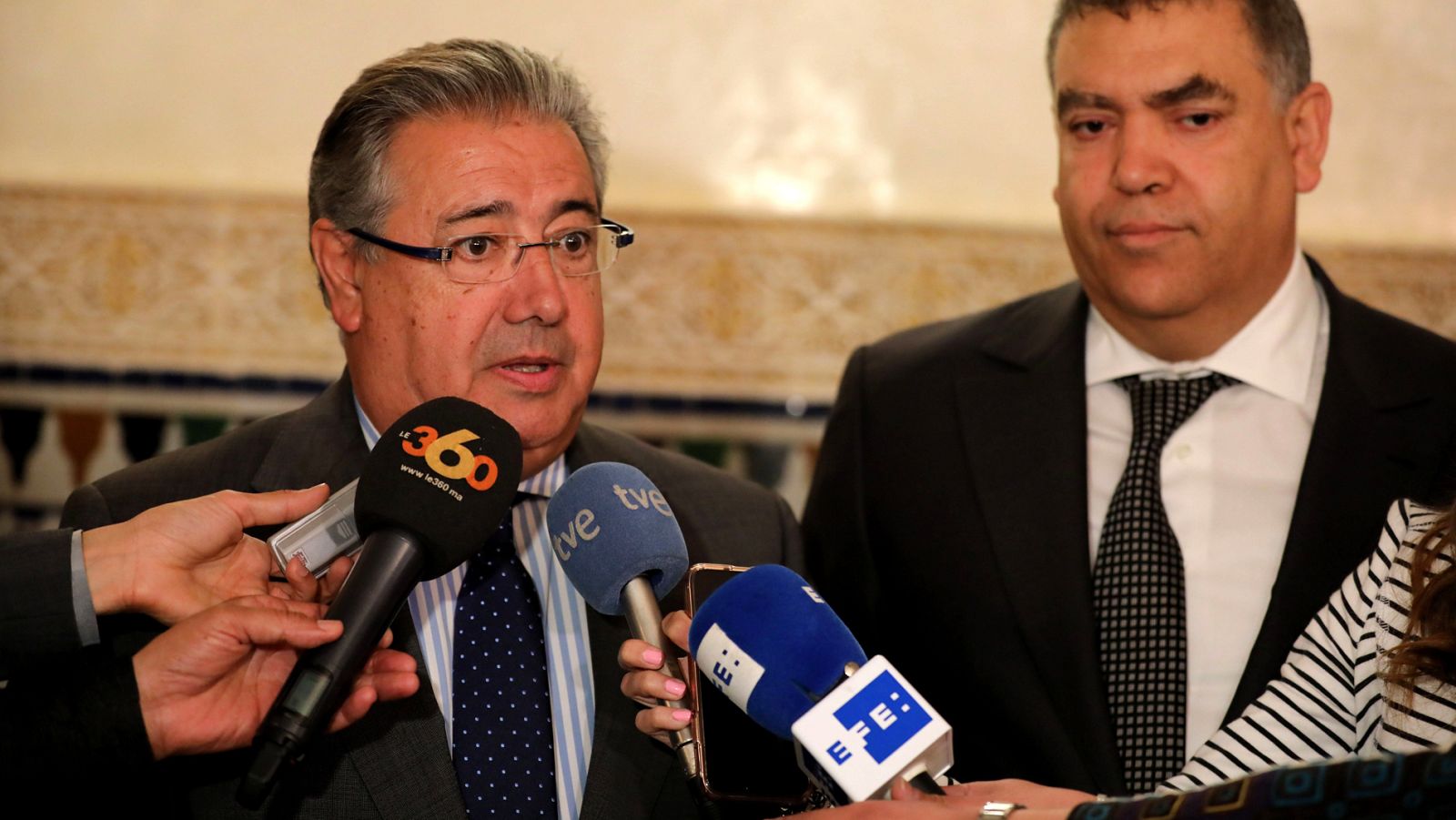 Zoido dice que ETA deberá pagar por sus culpas y colaborar con Justicia