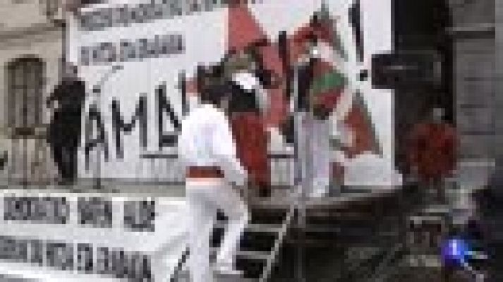 Telediario 1 - ETA anuncia el "final de su trayectoria" y da por concluida su "actividad política"