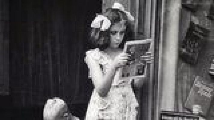 Universo UNED - Cine o Barbarie: Presentación. La Industria Cultural. Cap I