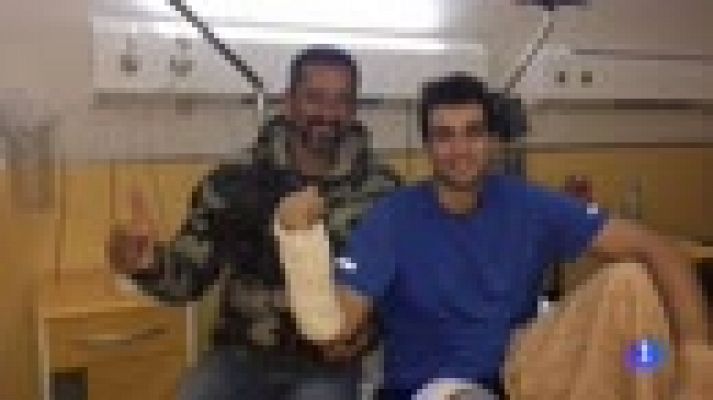 Telediario 1 - Cavadas reimplanta a un marine de EE.UU. la mano que se amputó en un submarino