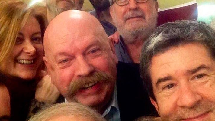 Telediario 1 - Dolor y consternación entre los compañeros y amigos de José María Íñigo: "La noticia nos parte el alma"