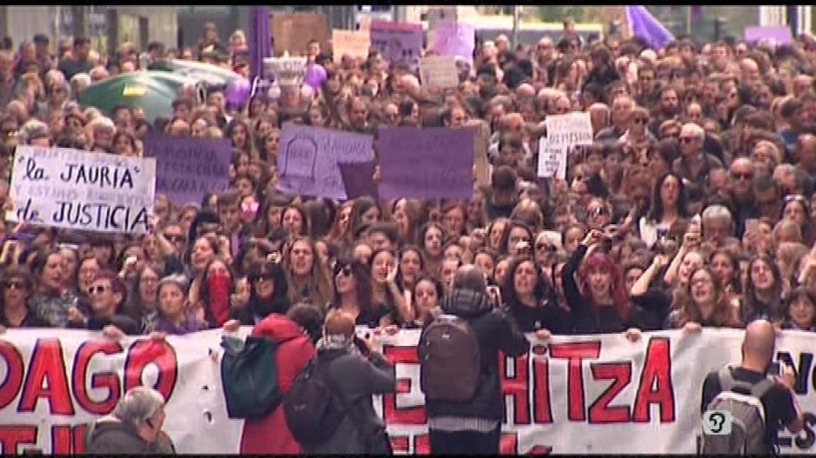 Parlamento - El foco parlamentario - Sentencia de la manada y reforma del Código Penal - 05/05/2018