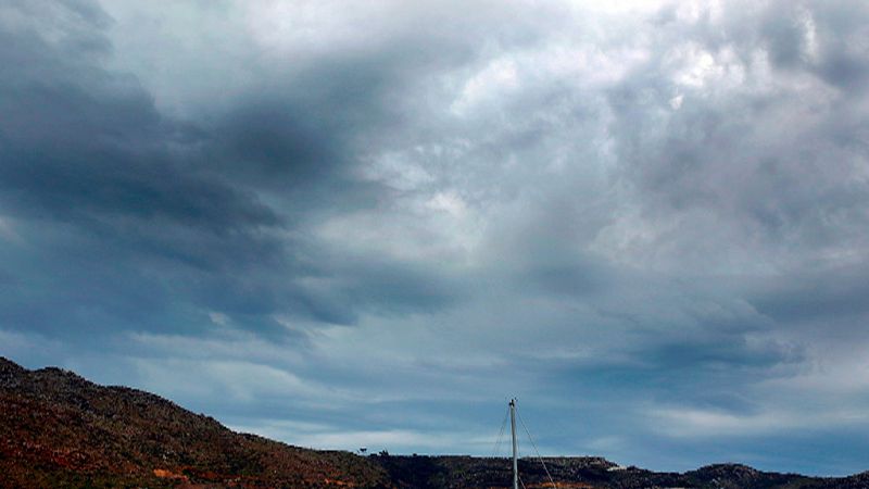 Chubascos y tormentas localmente fuertes y con granizo en puntos del interior de la Península, sobre todo en el nordeste y en el oeste