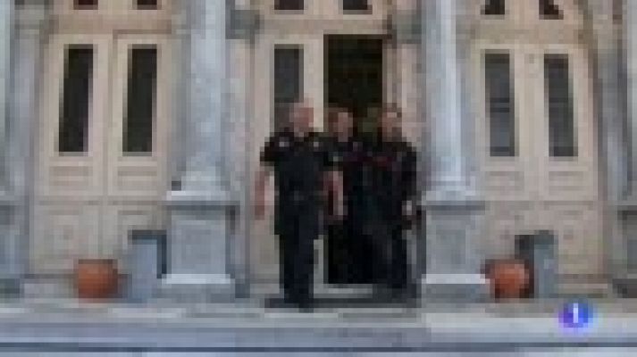 Libertad sin cargos para los tres bomberos españoles acusados de tráfico de personas en Lesbos