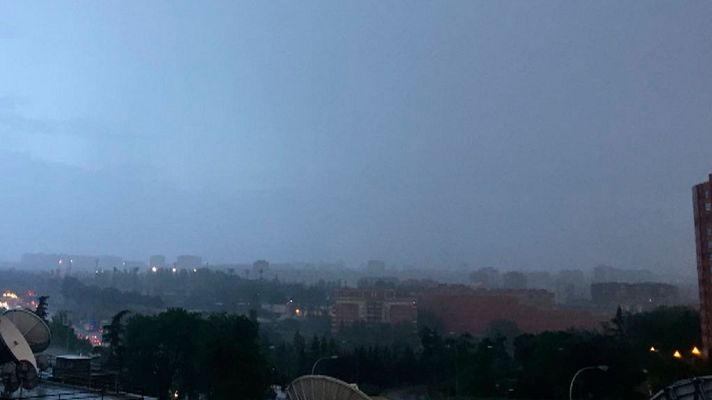 El tiempo - No se descartan chubascos localmente fuertes en el interior del este peninsular y en Mallorca